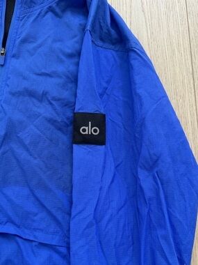 ALO Yoga Repeat Running Jacket Men’s Electric Blue Windbreaker Jacket Hoodie